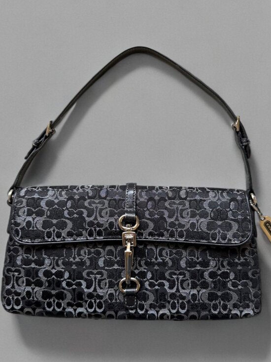 Coach Handbags - Coach Y2K Black Silver Optic Hamptons Soft Clip East West Shoulder Bag 3595